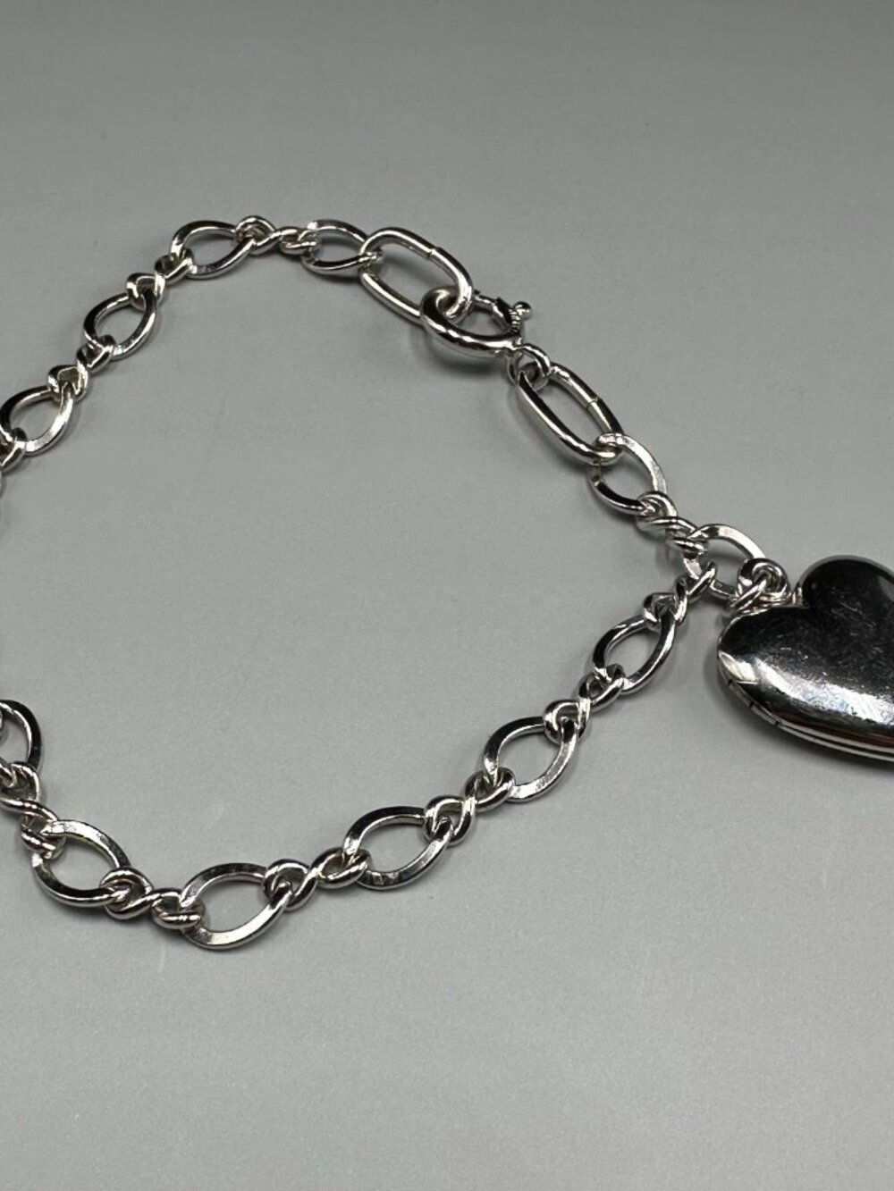 Vintage Lamode Sterling Silver Heart Locket Bracelet 7 Inch 7 Grams